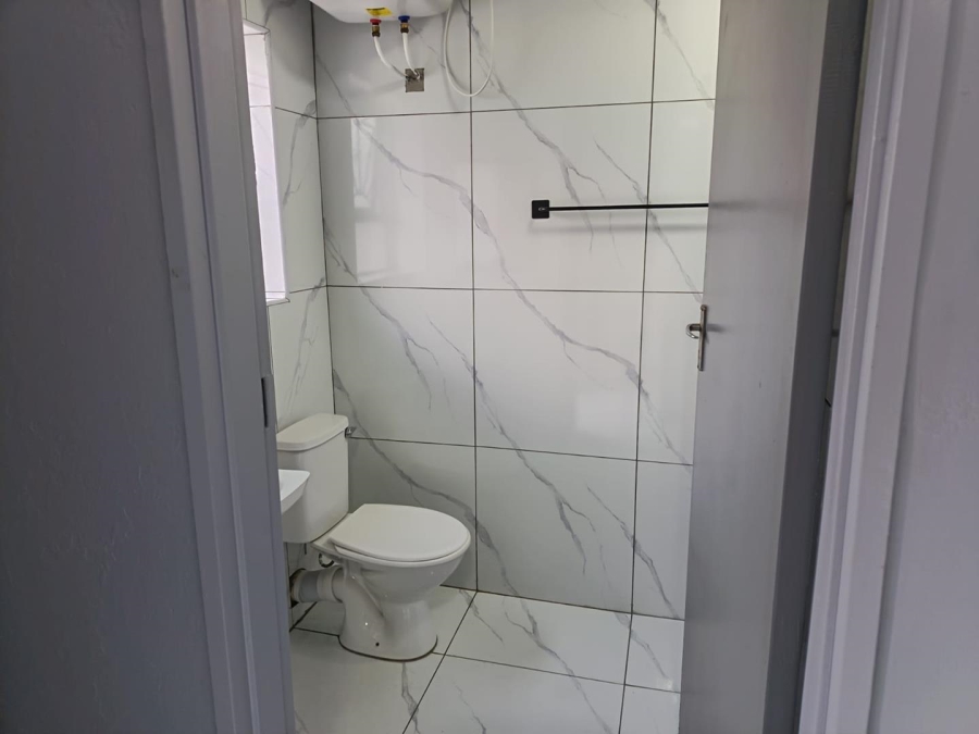 To Let 1 Bedroom Property for Rent in Scottsdene Western Cape